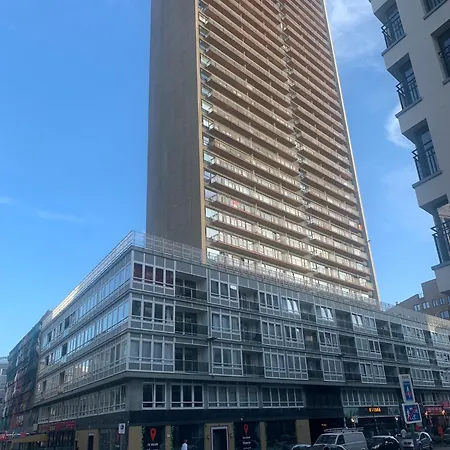 Ma Mere * Ostend